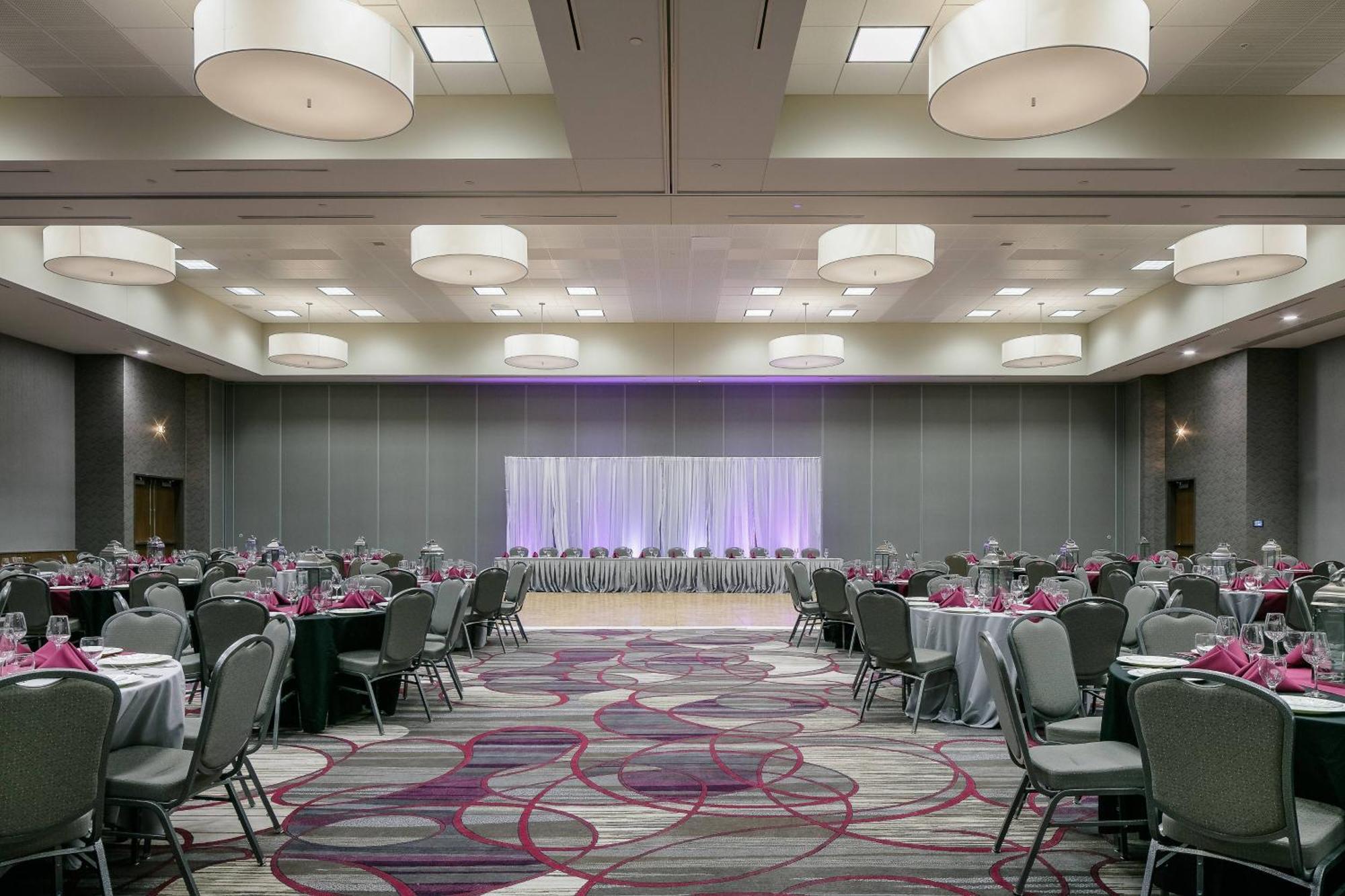 Courtyard By Marriott Omaha Bellevue At Beardmore Event Center Екстериор снимка