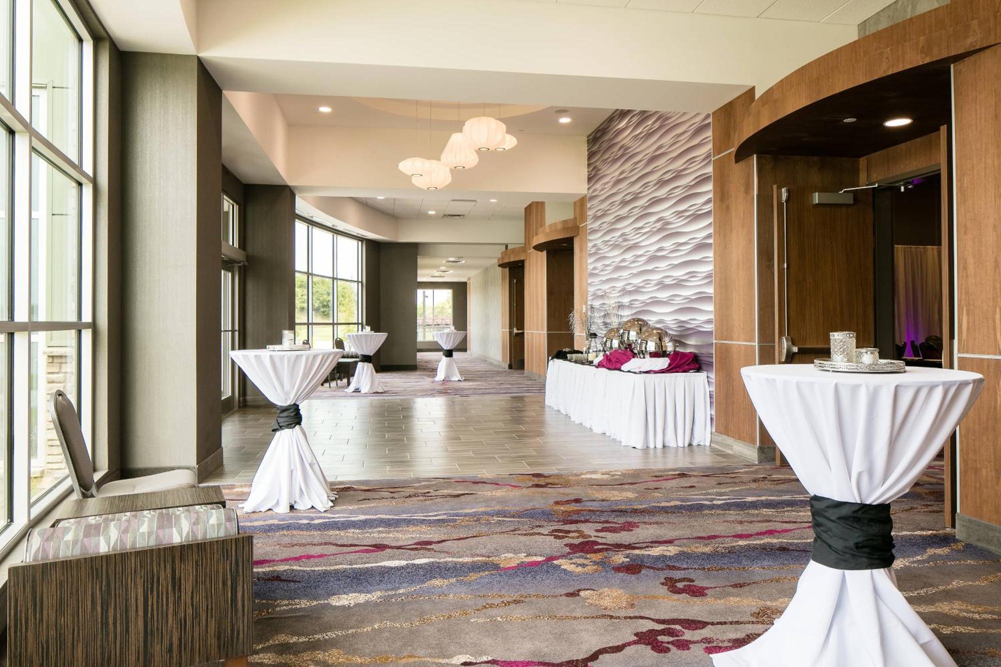 Courtyard By Marriott Omaha Bellevue At Beardmore Event Center Екстериор снимка