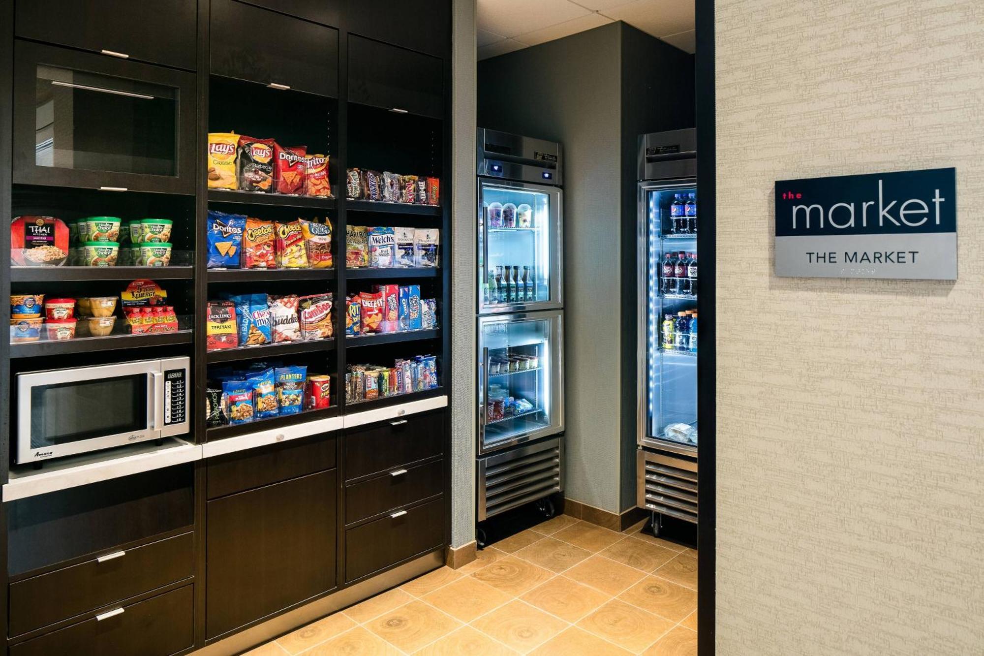 Courtyard By Marriott Omaha Bellevue At Beardmore Event Center Екстериор снимка