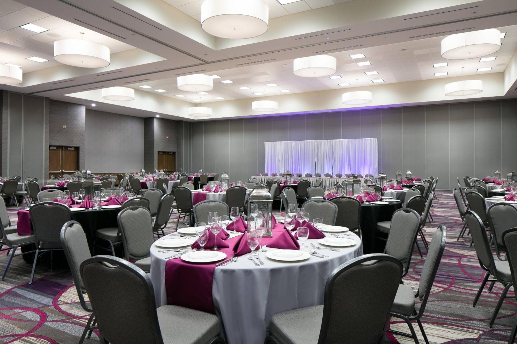 Courtyard By Marriott Omaha Bellevue At Beardmore Event Center Екстериор снимка