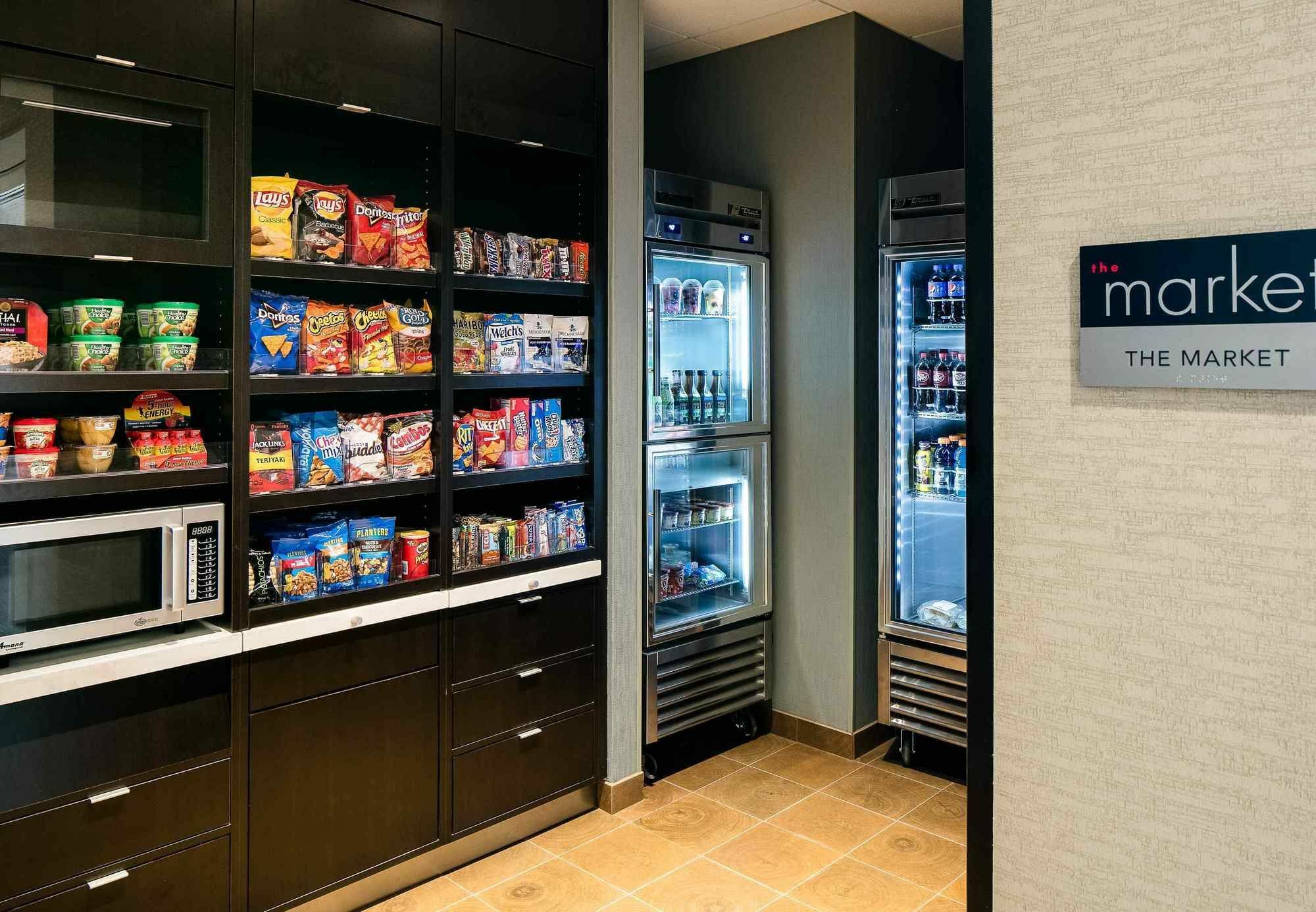 Courtyard By Marriott Omaha Bellevue At Beardmore Event Center Екстериор снимка